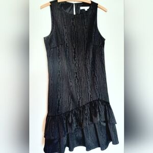 TRINA TURK Black Textured Taffeta Ruffled Hem Cocktail Dress Size 4 Made in USA